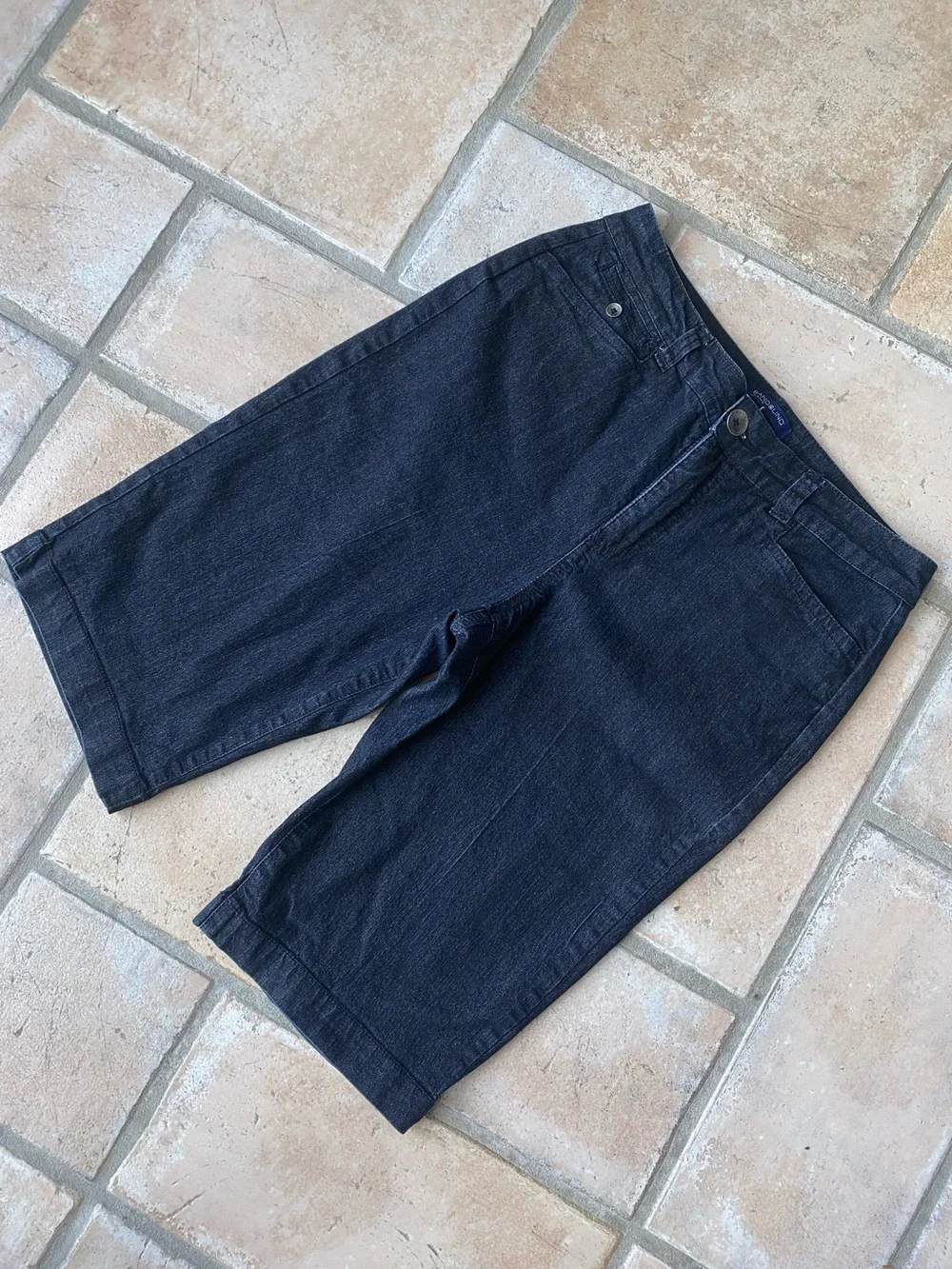Bandolino Black Denim Shorts - Size 8